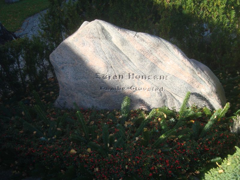 Soeren Hansen's familiegravsted.JPG